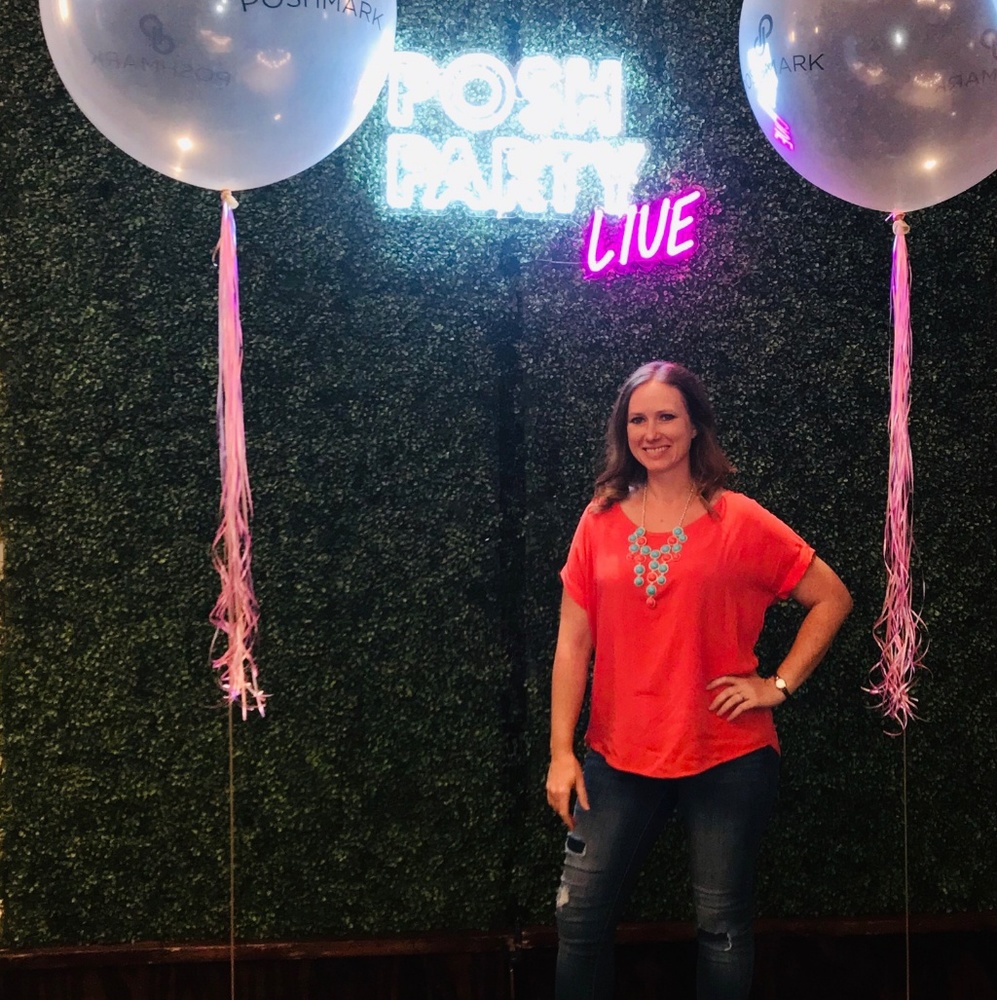 Meet your Posher, Amy